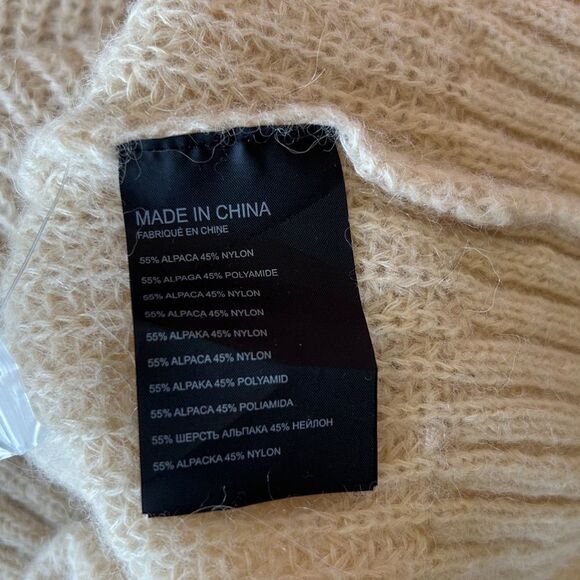 Club Monaco Turtleneck Pullover Sweater - Picture 6 of 6